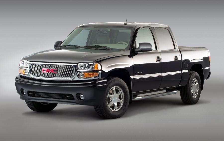  GMC Sierra Denali 2002 года  (фото 7 из 23)